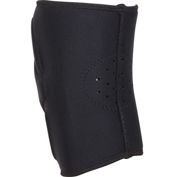 За коляно VENUM BLACK 3