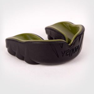 за Уста VENUM PREDATOR MOUTHGUARD BLACK KHAKI