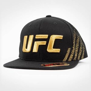 shapka ufc gold